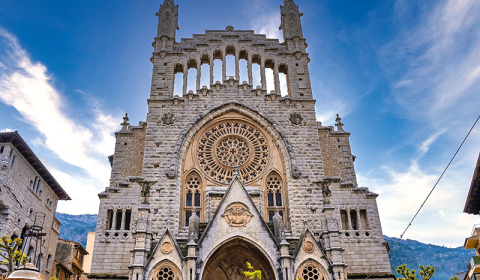Chorfestival Mallorca: Iglesia de Sant Bartomeu in Sóller  :: ©  ingusk/123RF